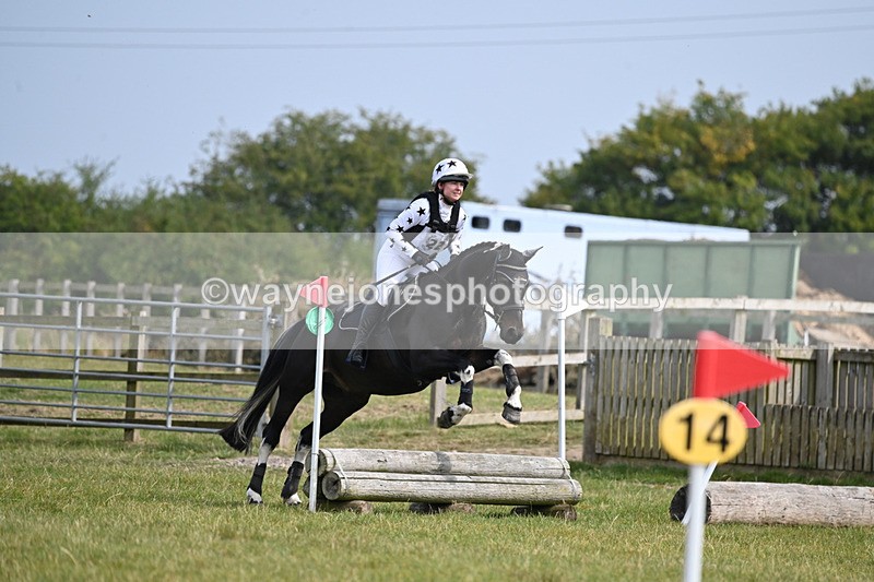 WJ6_1128 - 60cm XC Time 12:34 to 12:54