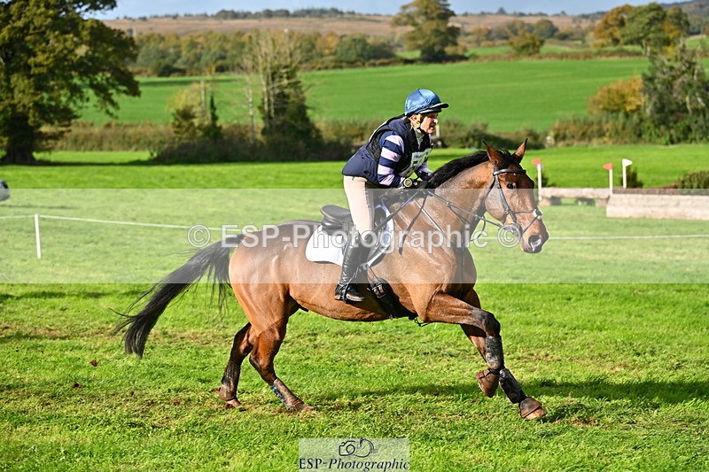 251025A-142954-20850 - G-514-Carolyn.Price With Trot Up