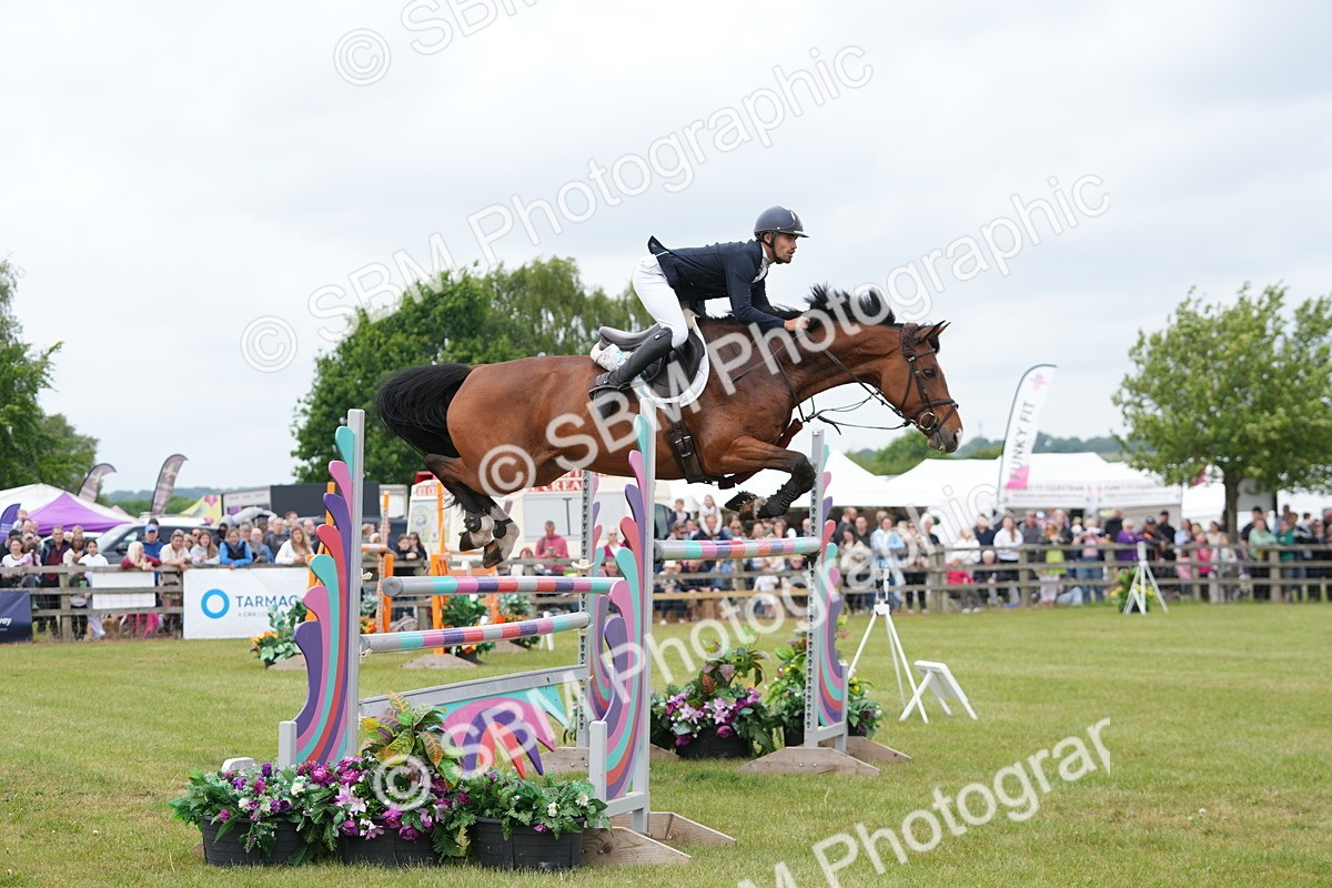 SBM_06589 - Class 202 - National 1.40m Open