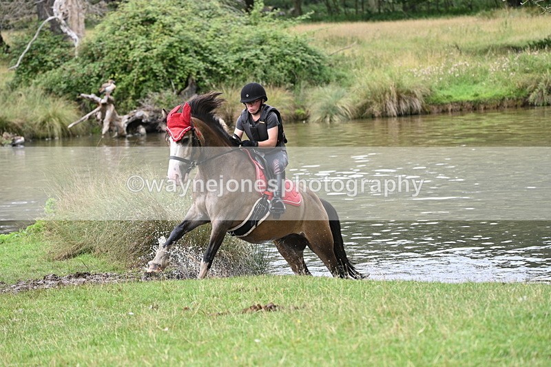 WJ7_2277 - Time at Water 11:14 to 11:36