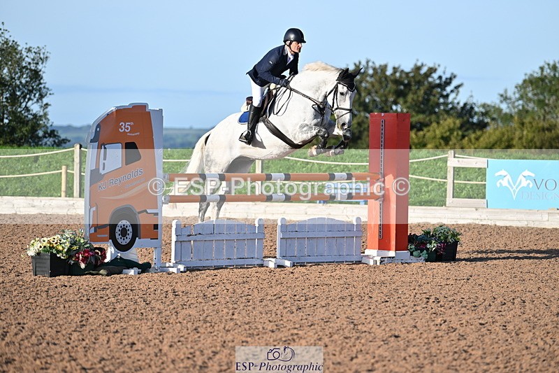 231015A-091910-06911 - Cls 28 Newcomers & 1.10m Open