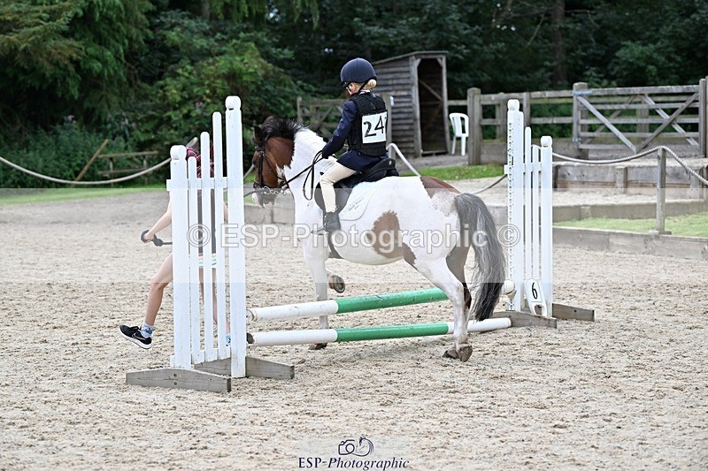 230824-130619-03280 - Round 1 Lead Rein Start to 13.50 cw