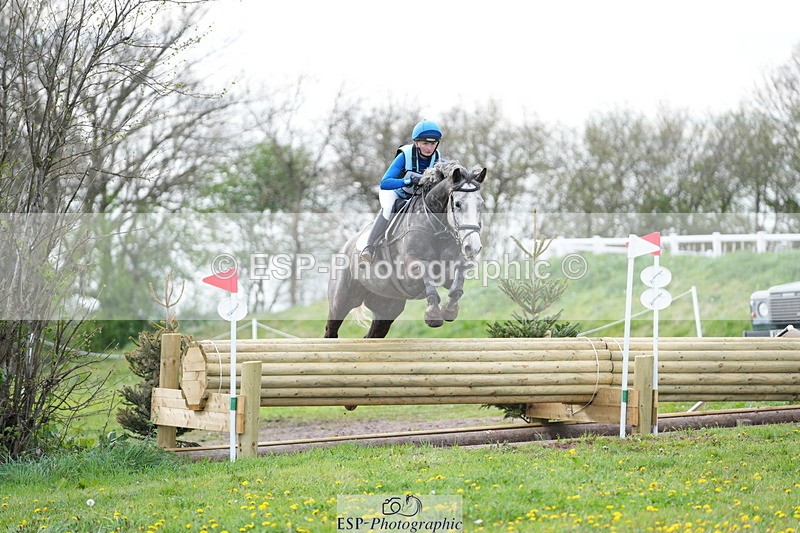 250419-174341-14359 - 907-Ellie.Barnard-DIAMOND.LUX.A.CLOVER