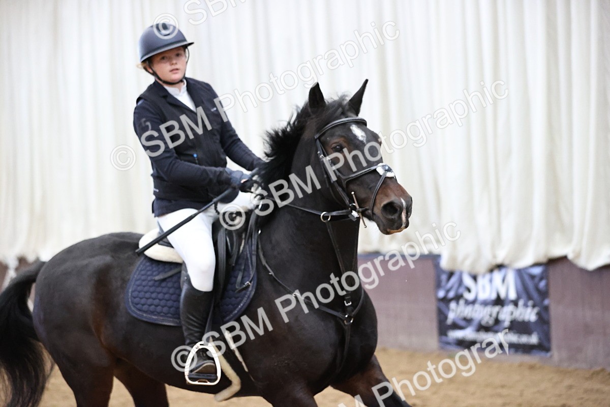 SBM_002927 - Class 13 - Blue Chip Pony Newcomers 1.00m Open