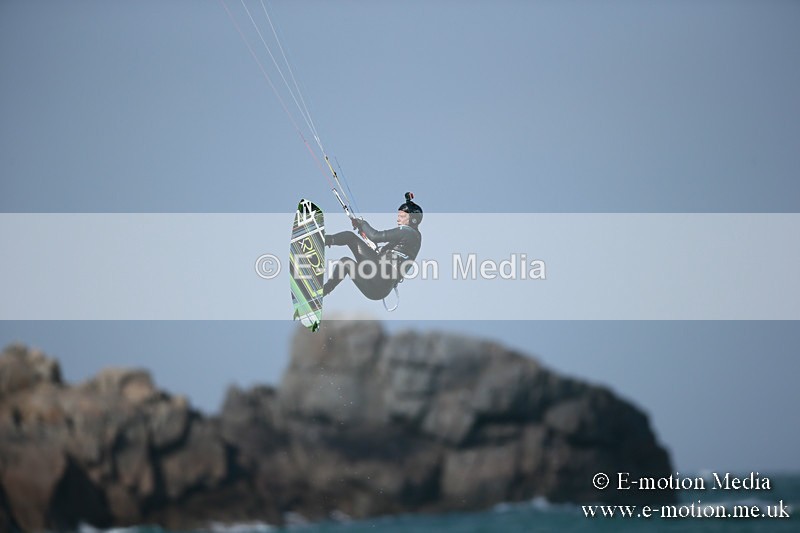 KS 020413-91 - Kite Surfing