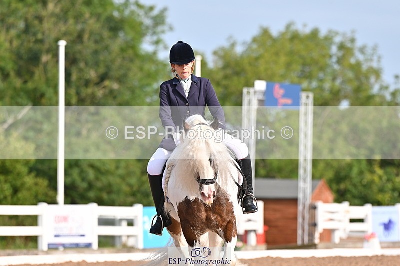 240817A-093813-06668 - 212-Emma.Lomas-My.last.rolo