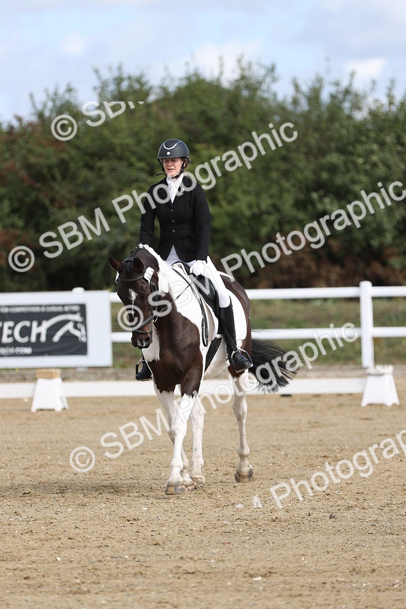SBM_001385 - Class 2 - Intro 4 Champs - 10.56-11.44