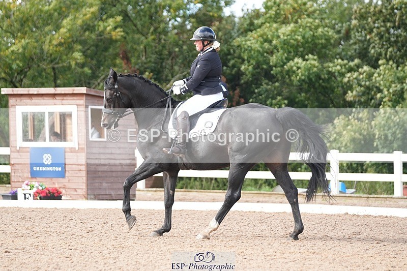 250907-155632-09702 - 057-Joanna.JohnsRockoko