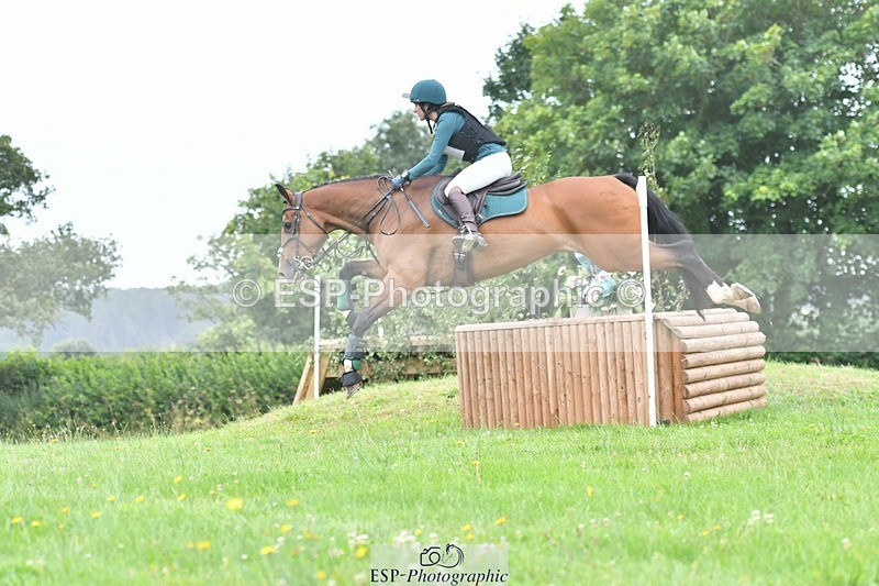 240803-113238-03217 - 005-Laura_Keam-DIAMOND_CRUISE_ON