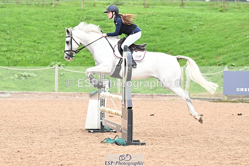 240908A-131435-03963 - Cls 15 U21 Intro 90cm-1.00m  Team Comp