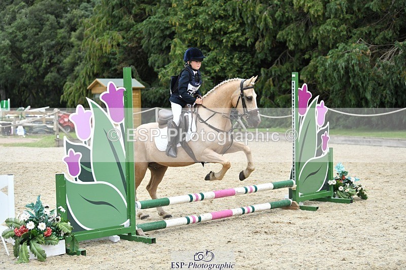 230824-162431-05863 - Round 2 Assisted Start to 16.50 CW