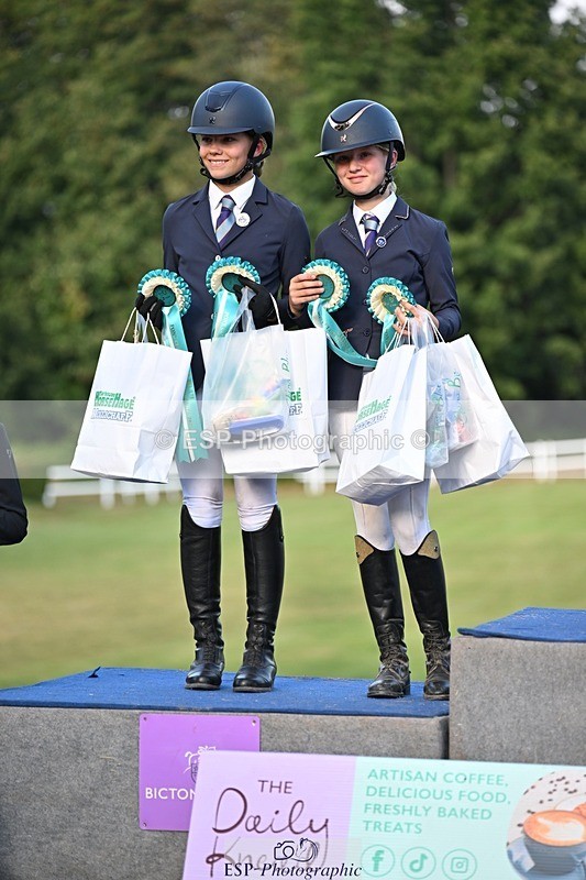 250822A-172140-24549 - Friday Presentations