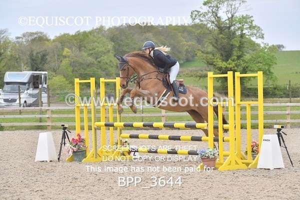 BPP_3644 - CLASS 4 - FRI - Senior BritiNovice/ 90cm Open