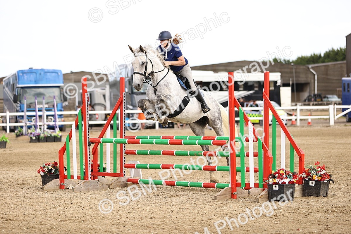 SBM_002345 - Class 18 - Ariat Senior British Novice- 90cm Open