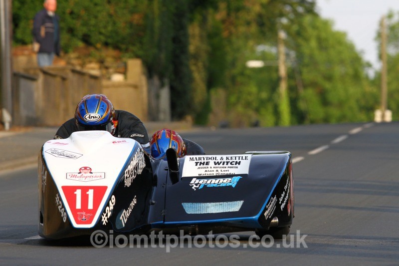 TT148550 - Tuesday Practice - Sidecars