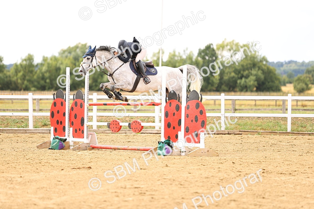 SBM_026933 - Class 13 - Senior Newcomers - 1.10m