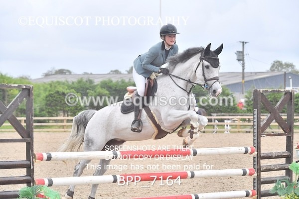 BPP_7164 - CLASS 4 Senior Newcomers/ 1.10m Open