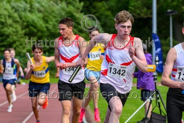 Relays26-924453 - Male Set Three