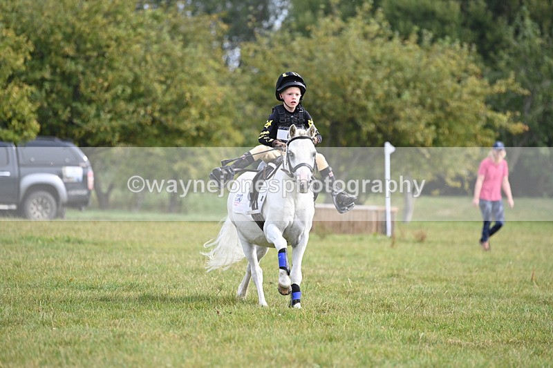 WJ6_0187 - 40cm XC Time 10:37 to 10:56