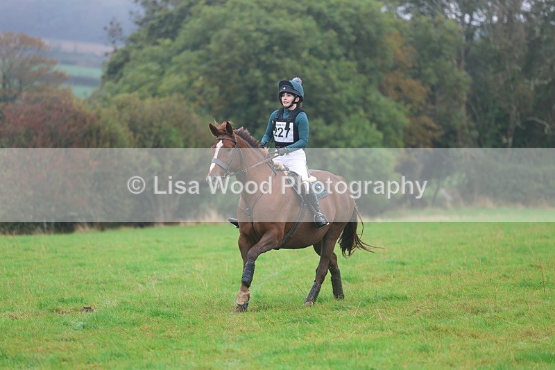 3E7A1433 - Class 2: 70cm: Half Roll Top