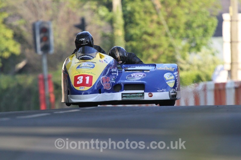IMG_5536 - Thursday Practice - TT 2013 Side Car