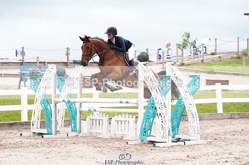 250524-115550-06472 - Cls 21 A&B Snr Disco & 1.00m Open