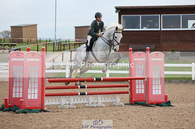 241101A-084020-00343 - FRI Cls 2 British Novice and 90cm Open