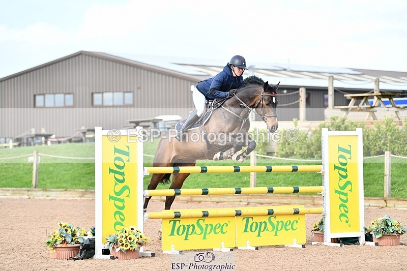 260313-123736-01543 - Cls 3 + 4 Snr Foxhunter and 1.20m Open