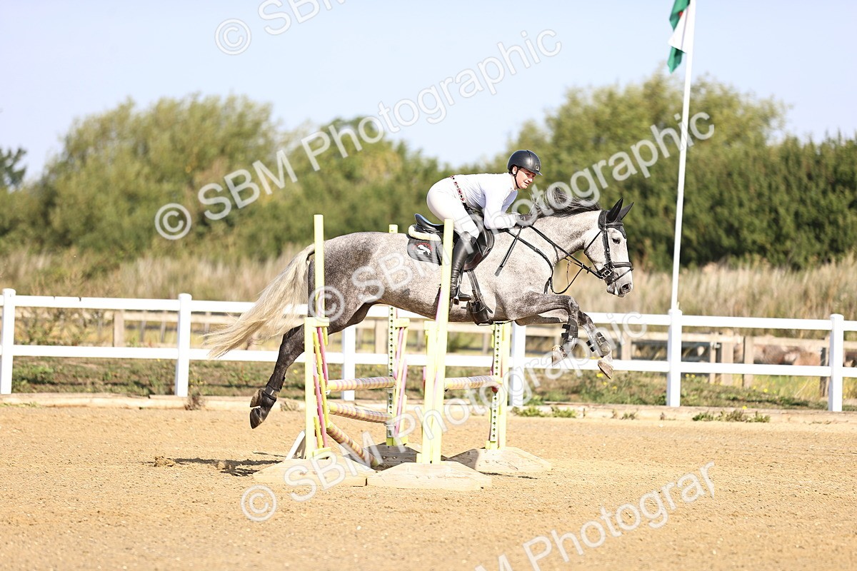 SBM_005482 - Class 8 - Clear Round
