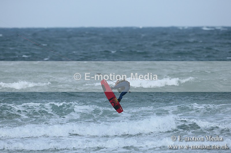 KS 020413-286 - Kite Surfing