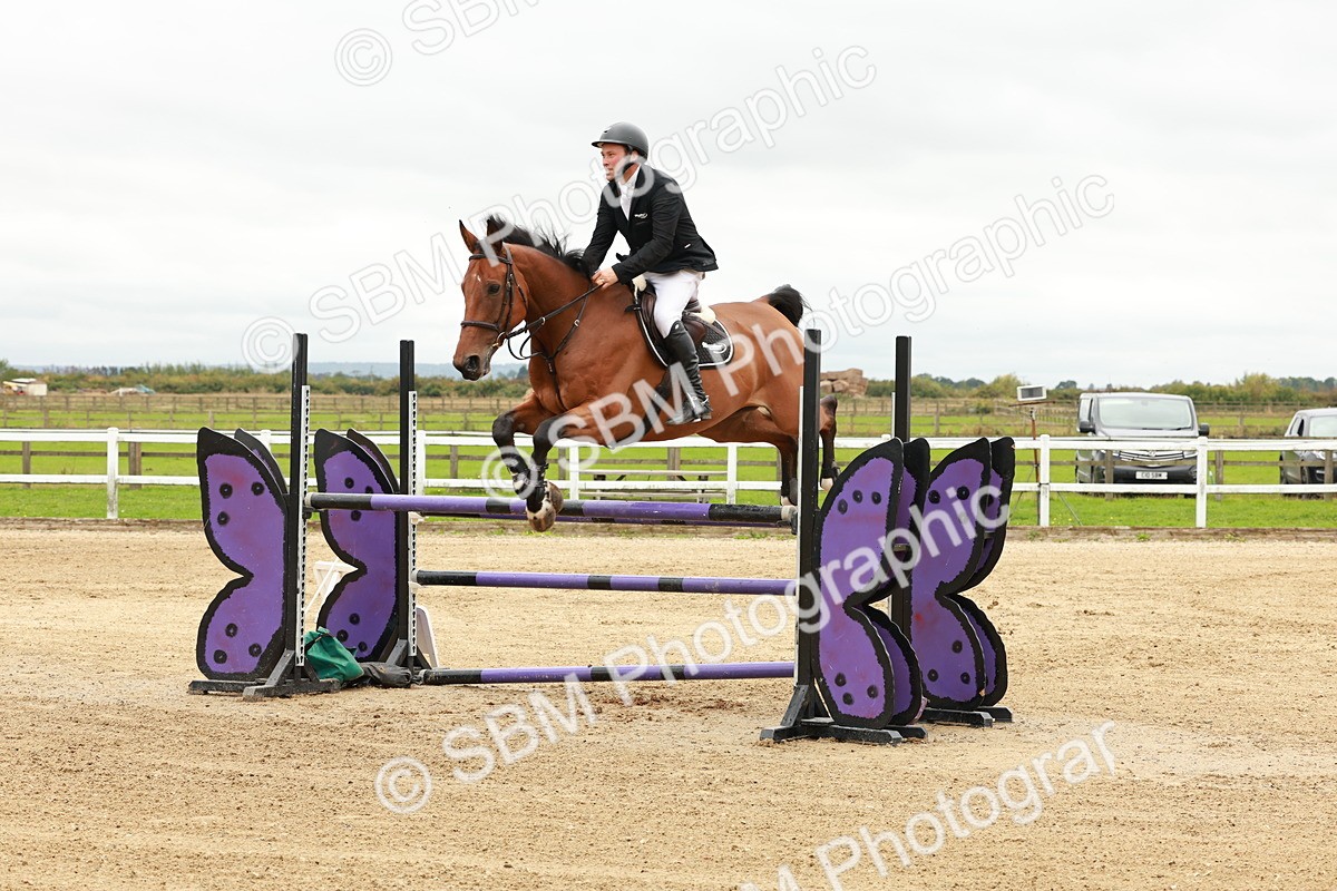 1I0A7917 - Class 5 - Senior Foxhunter 1.20m
