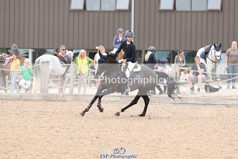 250629-133145-12132 - Cls 28 Pony Foxhunter Jump Offs & Presentations