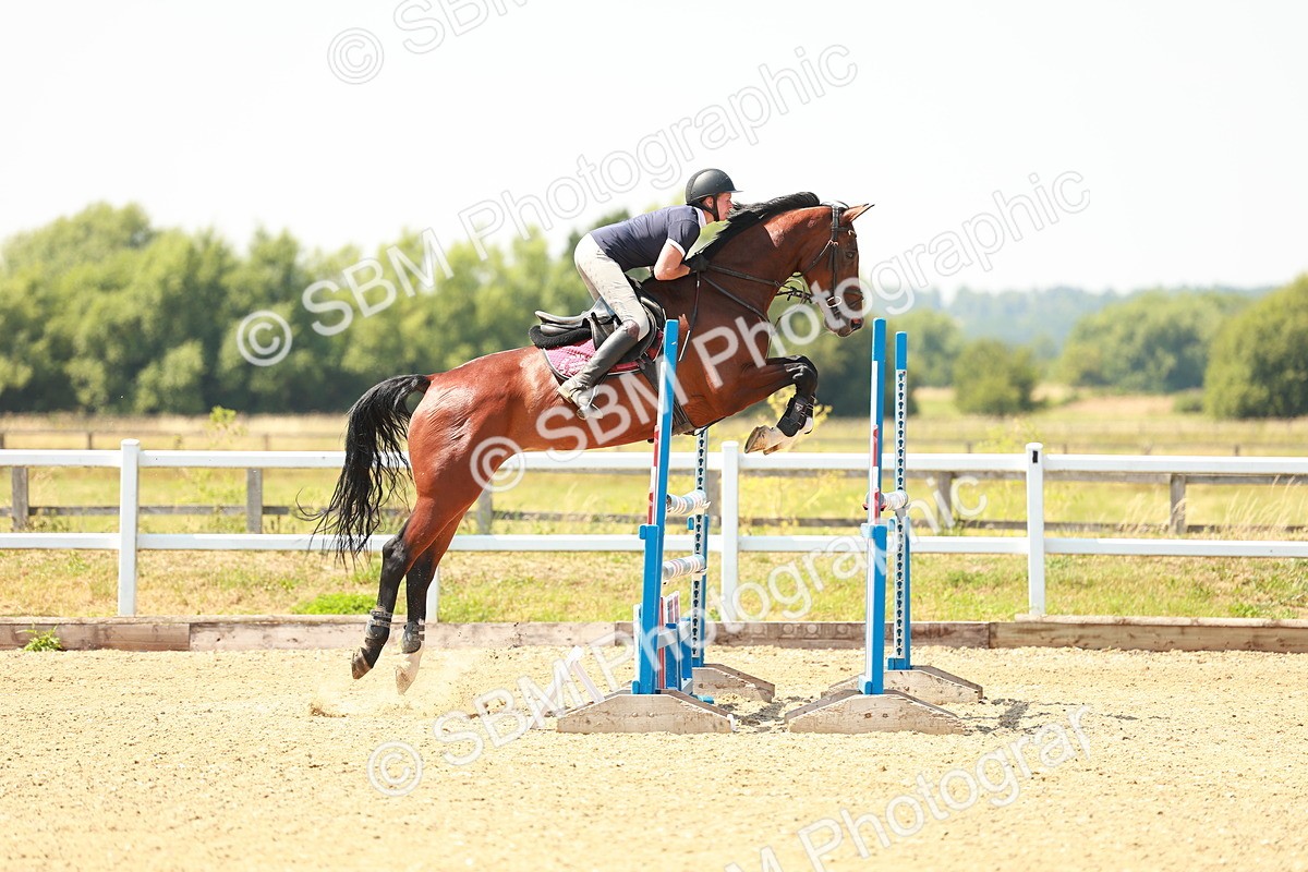 SBM_002020 - Class 5 - Senior Foxhunter - 1.20m