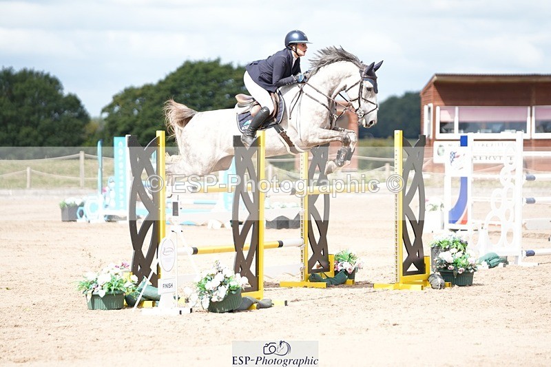 250801-105503-04816 - Cls 14 Snr Fox 1st Rnd