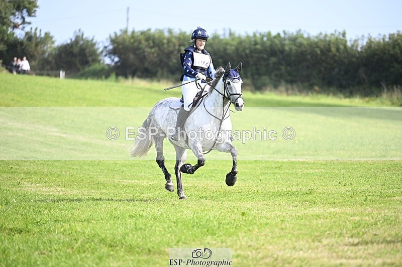 240831A-105045-00450 - 102-Kate.Darby-CLOROGUE.FLIGHT