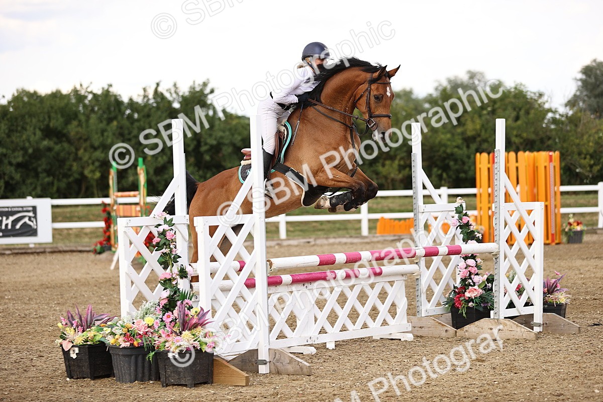SBM_002366 - Class 18 - Ariat Senior British Novice- 90cm Open