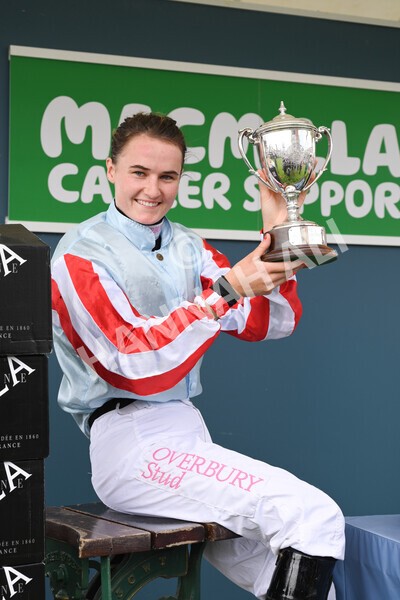 yr11062022r2-115 - Race 2 2.00pm Queen Mother's Cup