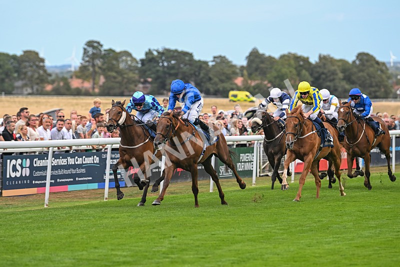 300825-Race 1-Spioradalta-0073 - Race 1