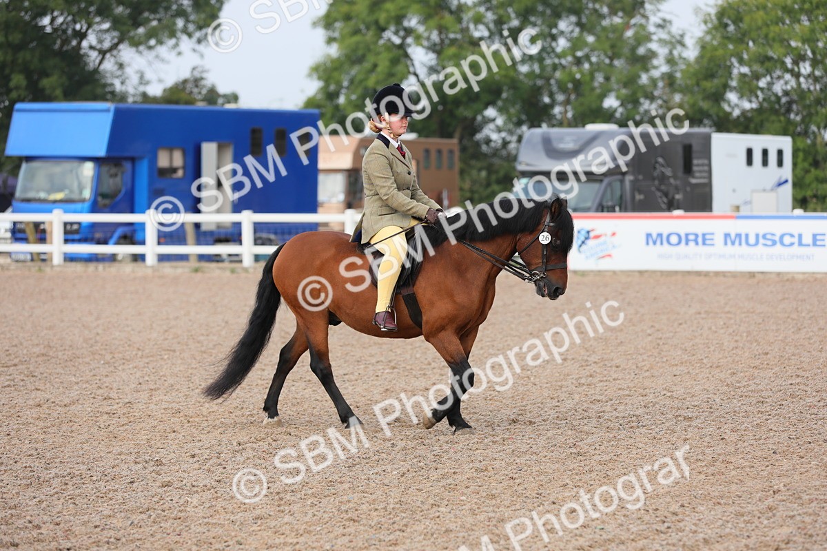 SBM_09605 - Class 301 Ridden M&M -Small Breeds