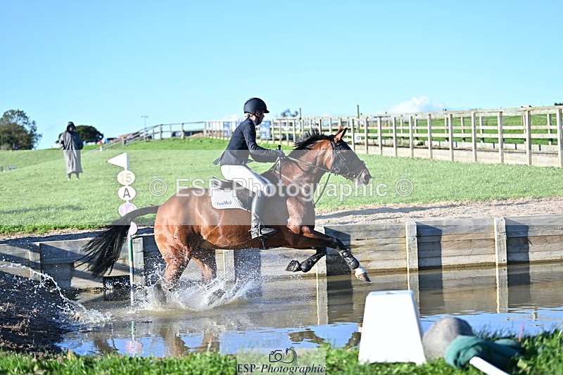 240912A-175228-02766 - Cls 7 Snr 90cm Open Speed Derby