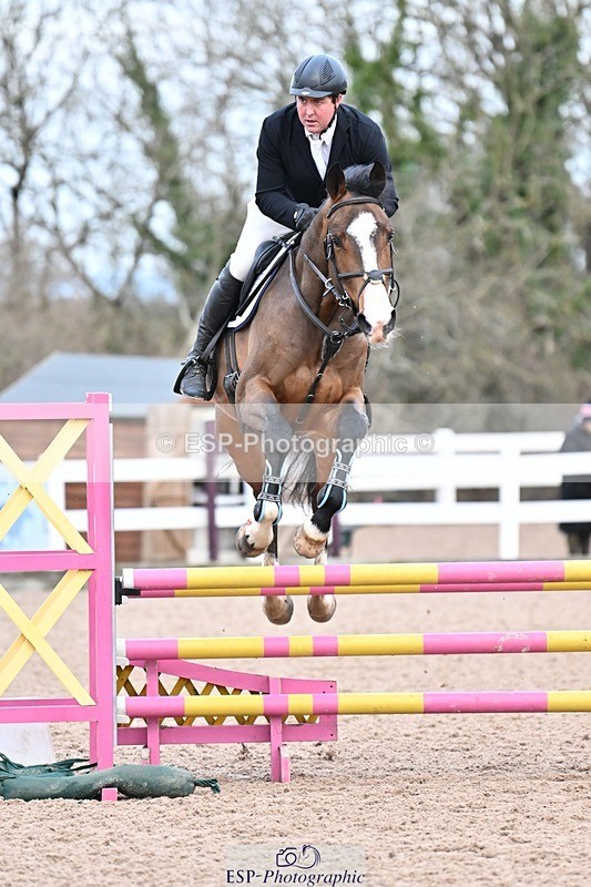 250112-092727-00682 - Cls 15 British Novice and 90cm Open