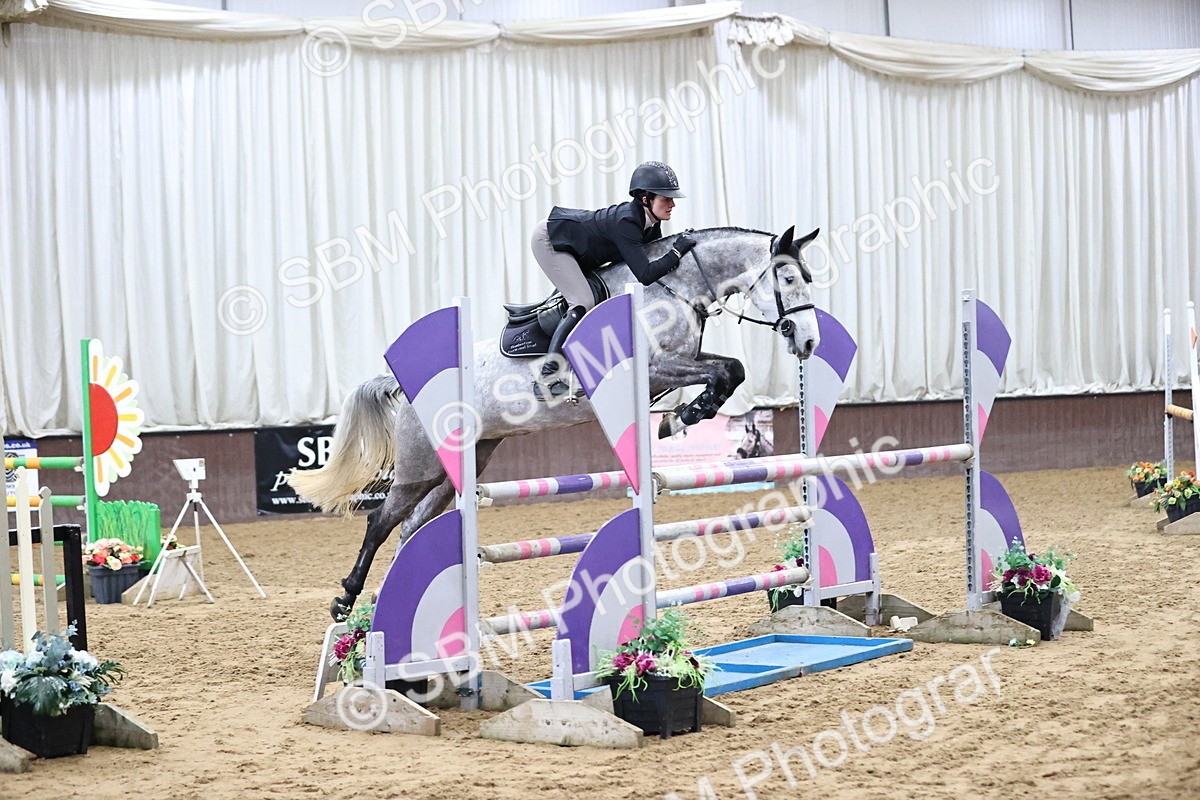 SBM_006376 - Class 16 - Senior Newcomers - 1.10m Open