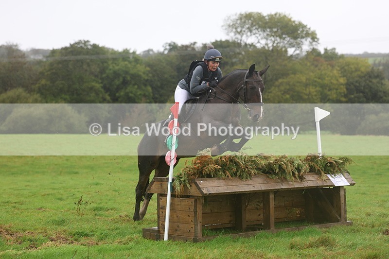 3E7A1942 - Class 4: 80cm: Box