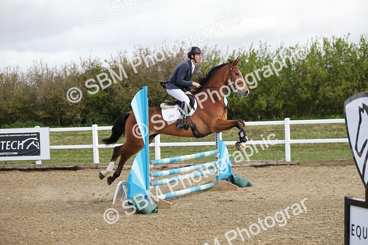 SBM_000037 - Class 1 - Clear Round
