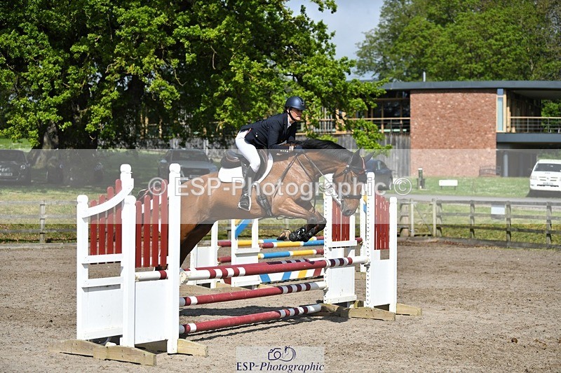 230512-102301-00511 - Cls 10 Snr 85cm Schooling