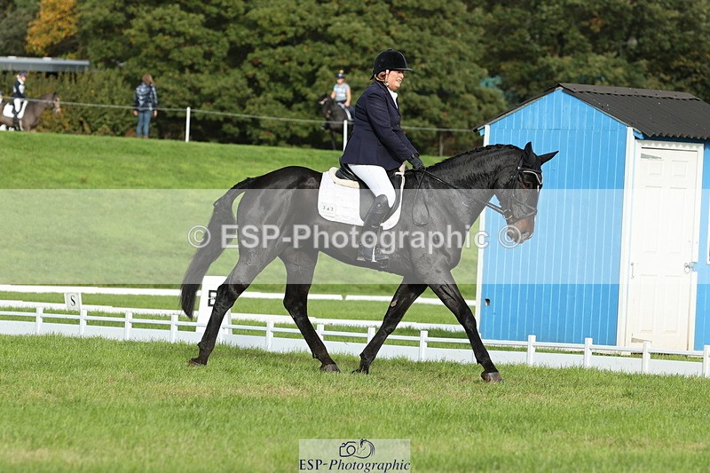 251024A-101608-07697 - D-343-Georgina.Owen