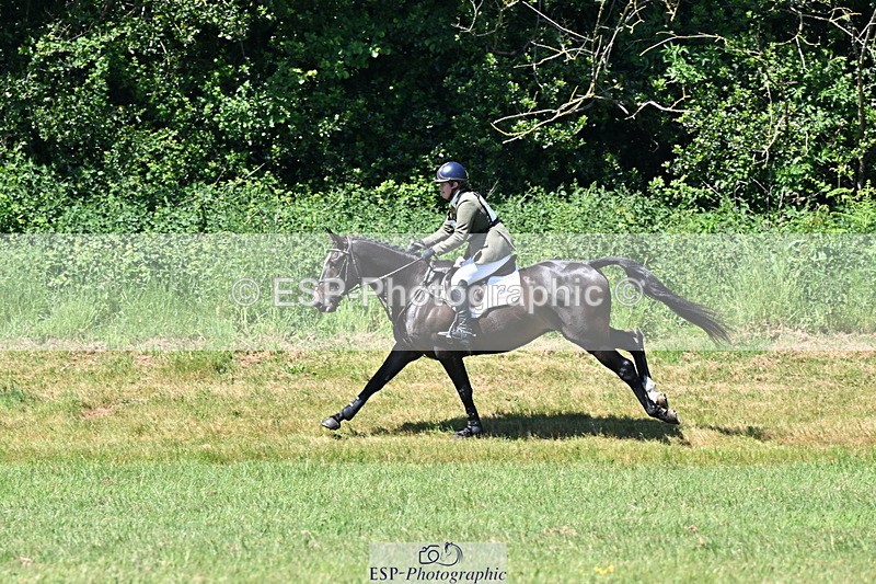 250522B-121302-01965 - 157-SHANNONDALE.LUIGI-Lizzie.Luxton