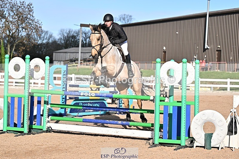 251119-133132-00472 - Cls 4 Newcomers and 1.10m Open