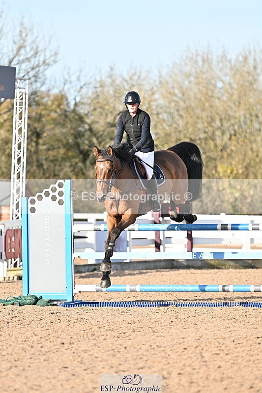 241113A-141024-00814 - Cls 05A&B Snr Fox & 1.20m Open