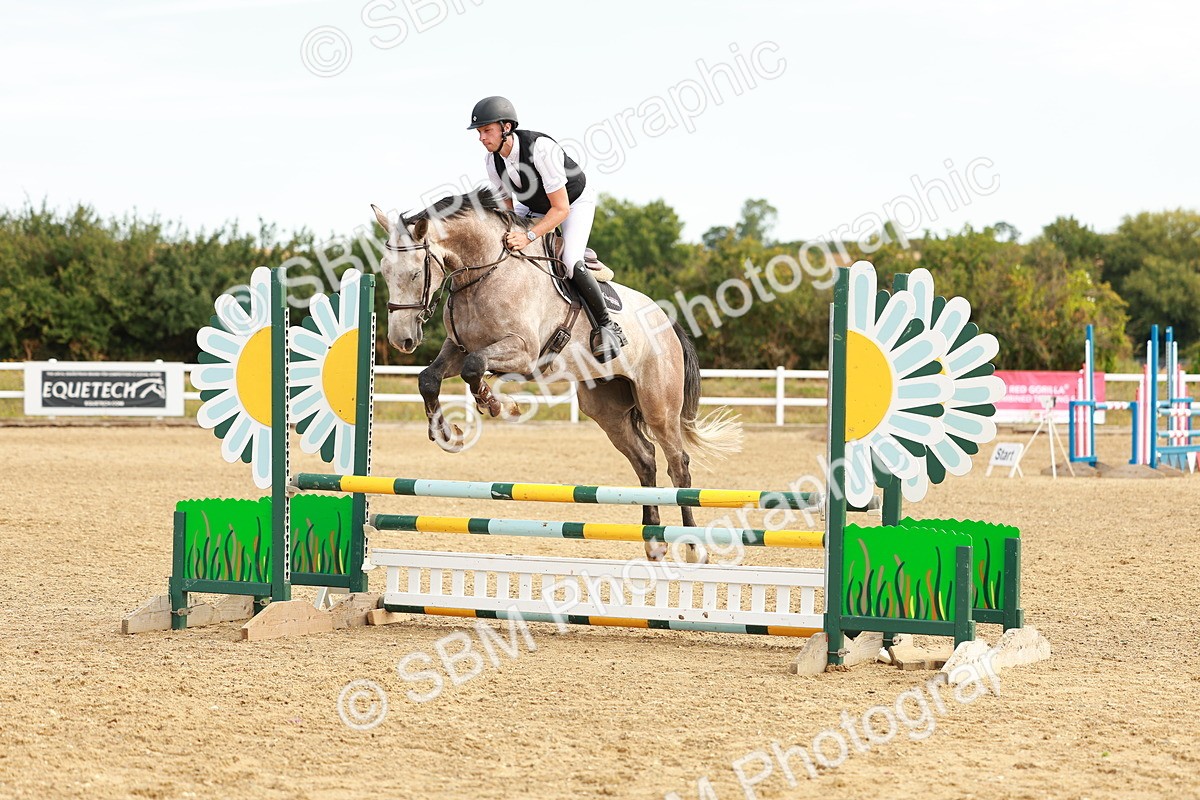 SBM_002412 - Class 9 - Senior British Novice - 90cm